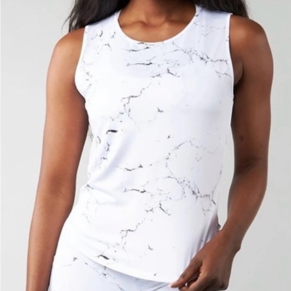 Buffbunny Limitless Flow white Marble Tank Top Small